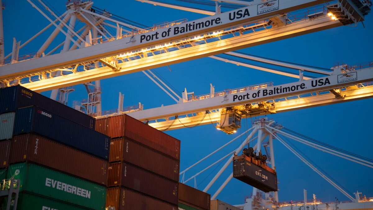 International CBD Trade: How New Tariffs Are Reshaping Supply Chains